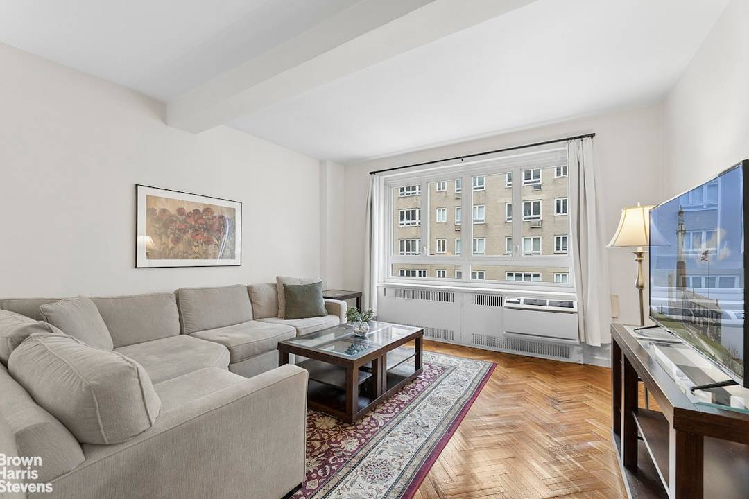 Extremely spacious, quiet and bright studio apartment with enormous living room and separate dining area presents the best of Manhattan living in a full time doorman building centrally located in ...