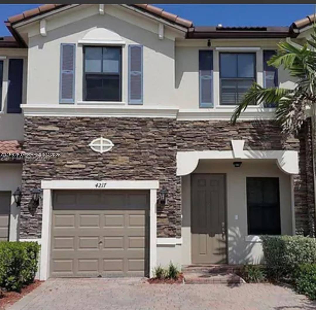 Discover the perfect balance between home and investment in Interlaken.