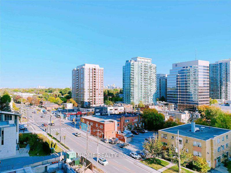 Truly A Must See 1 1 With 2 Full Baths Unit.