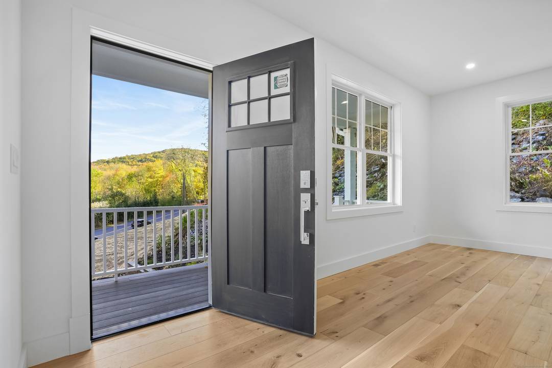 Quality New Construction Colonial Elegance Meets Modern Comfort.