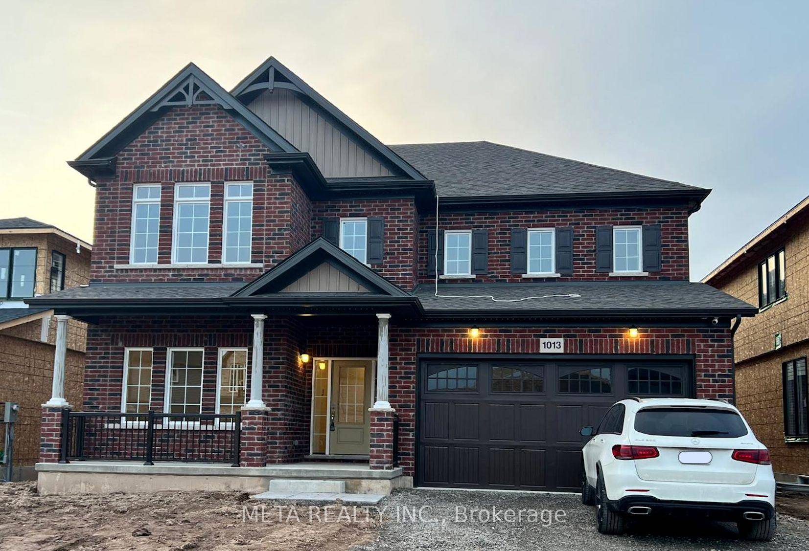 Spacious 6BR Detached Home for Lease in Alliston Woods, Fort Erie.