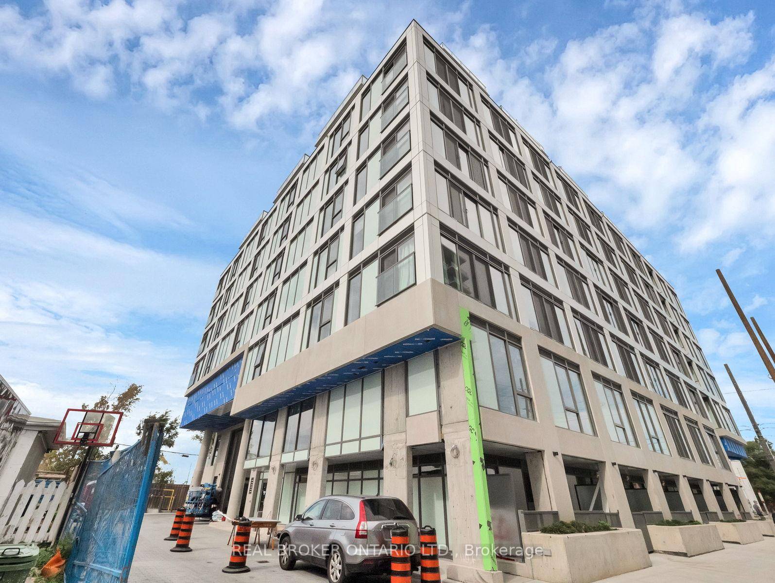 City hustle meets peaceful puzzle piece living at The Tailor Queensway Residences.