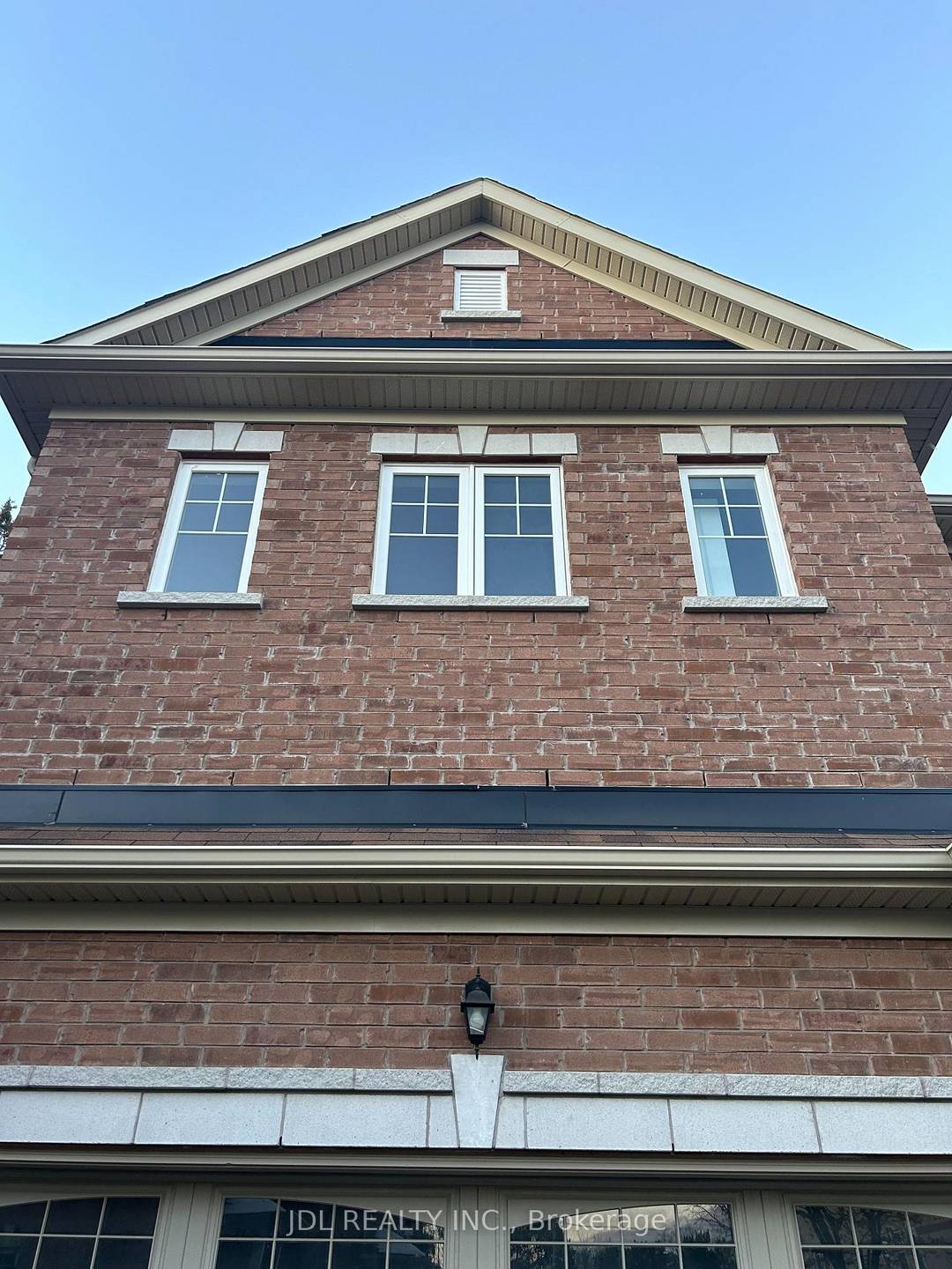 Very Good Deal ! Well Furnished !