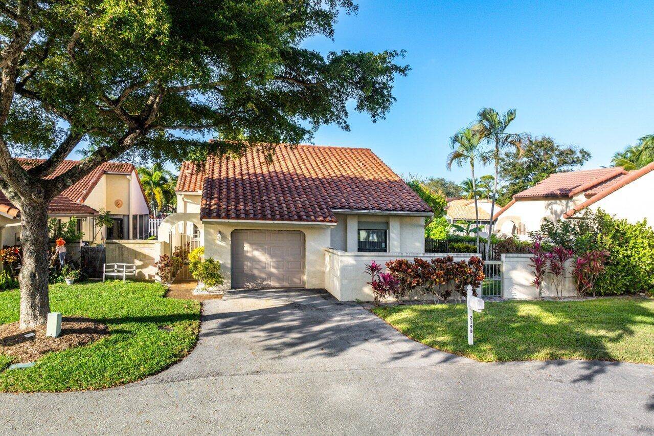 All Ages Welcome ! This inviting cul de sac home boasts 3 bedrooms, 2 bathrooms, an oversized 1 car garage, and a fenced backyard.