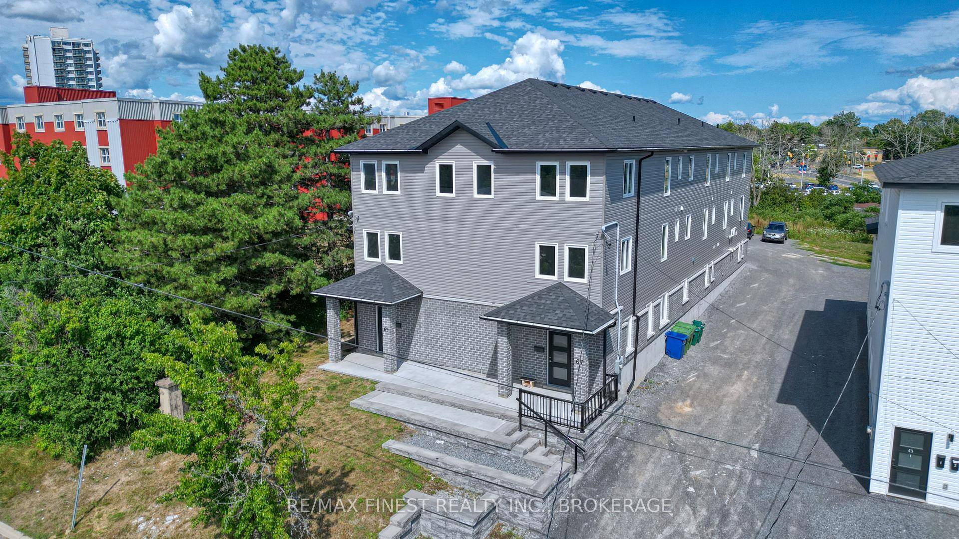 This 20 bedroom building is adjacent to Queen's West campus, and it consists of two 10 bedroom units.
