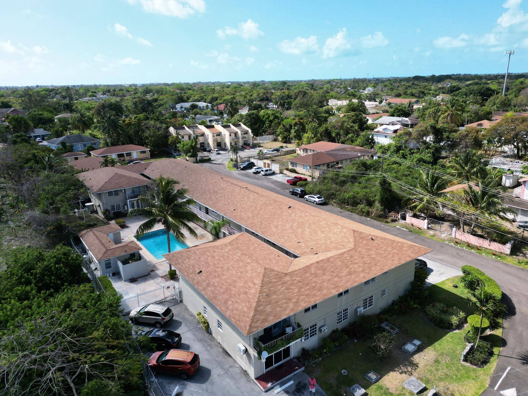 #2 HIGH VISTA CONDOS Condo New-Providence