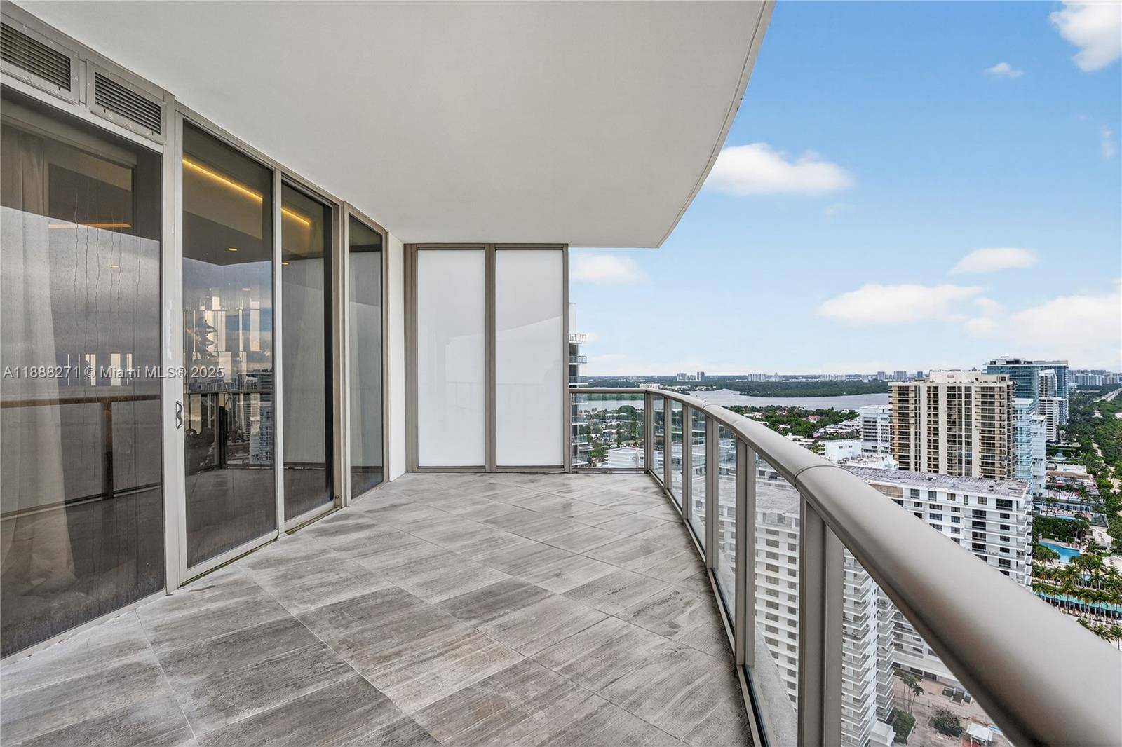 St. Regis Bal Harbour Exquisite 3 Bed 3.