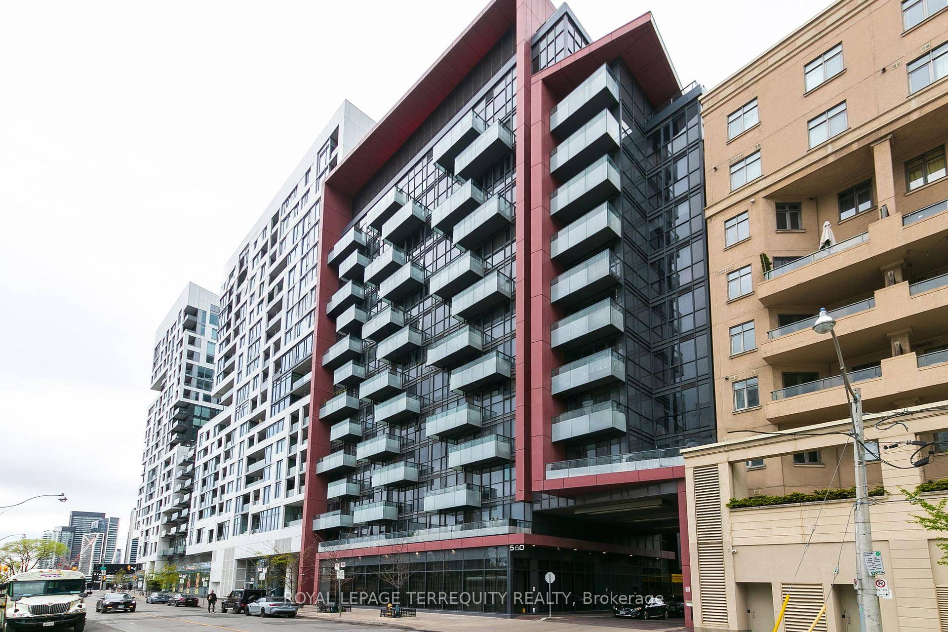 Welcome to The Reve ! This One Bedroom unit features an open concept floor plan and 9 ft ceilings.