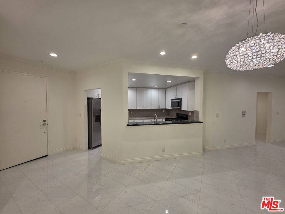 12000 Goshen Ave 2BR Brentwood La