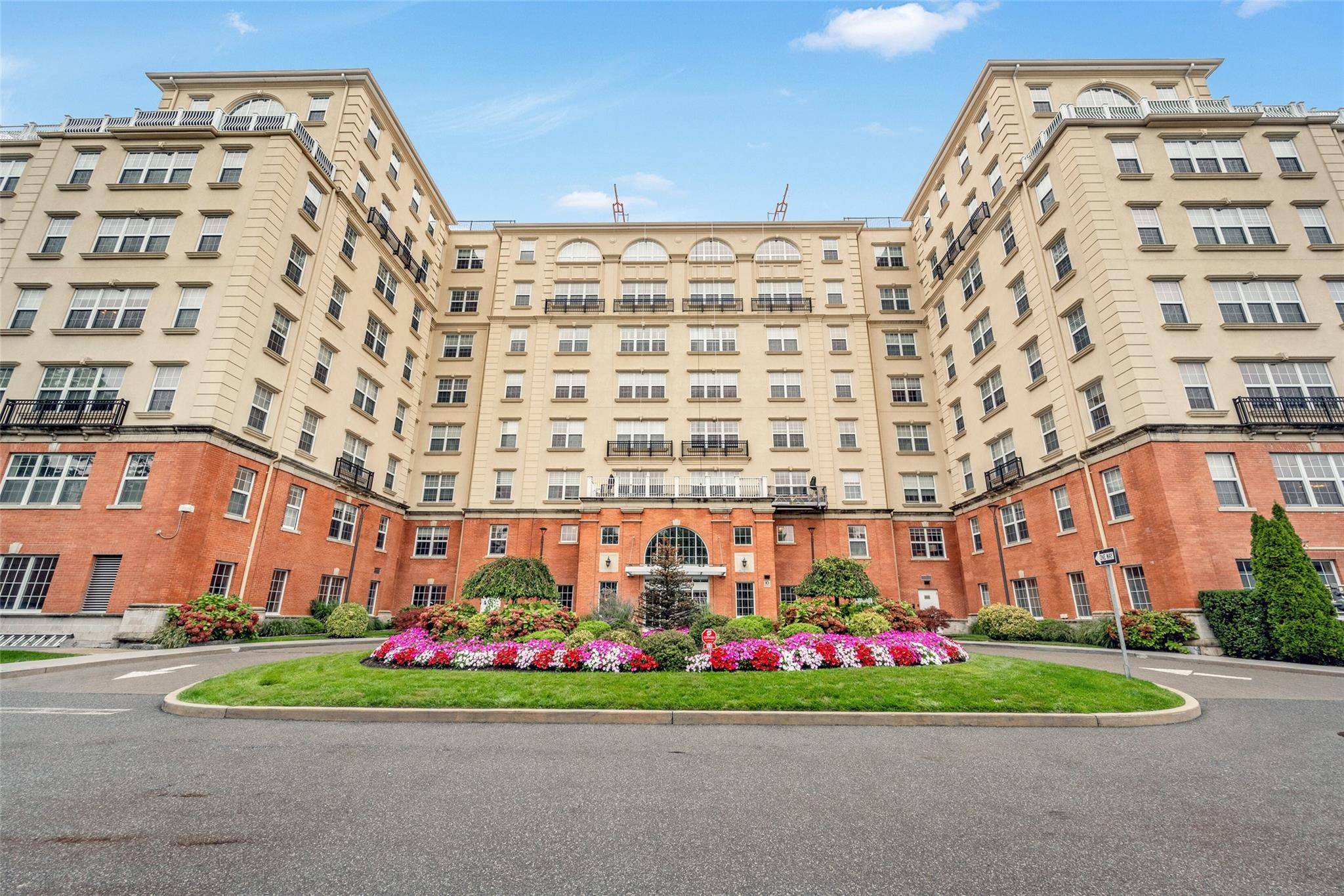 Welcome to your sun filled sanctuary at The Cambium, the most luxurious condo building in Larchmont.