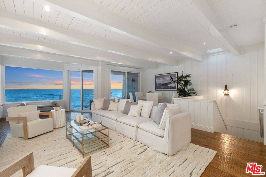 11840   Beach Club Way 3BR Malibu La
