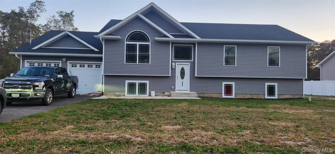 New Built in 2023 Welcome to this stunning 2, 900 sq.