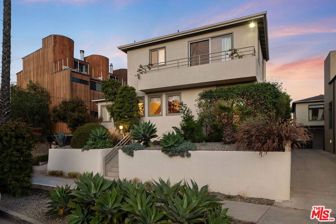 626   Pacific St 4BR Santa Monica La