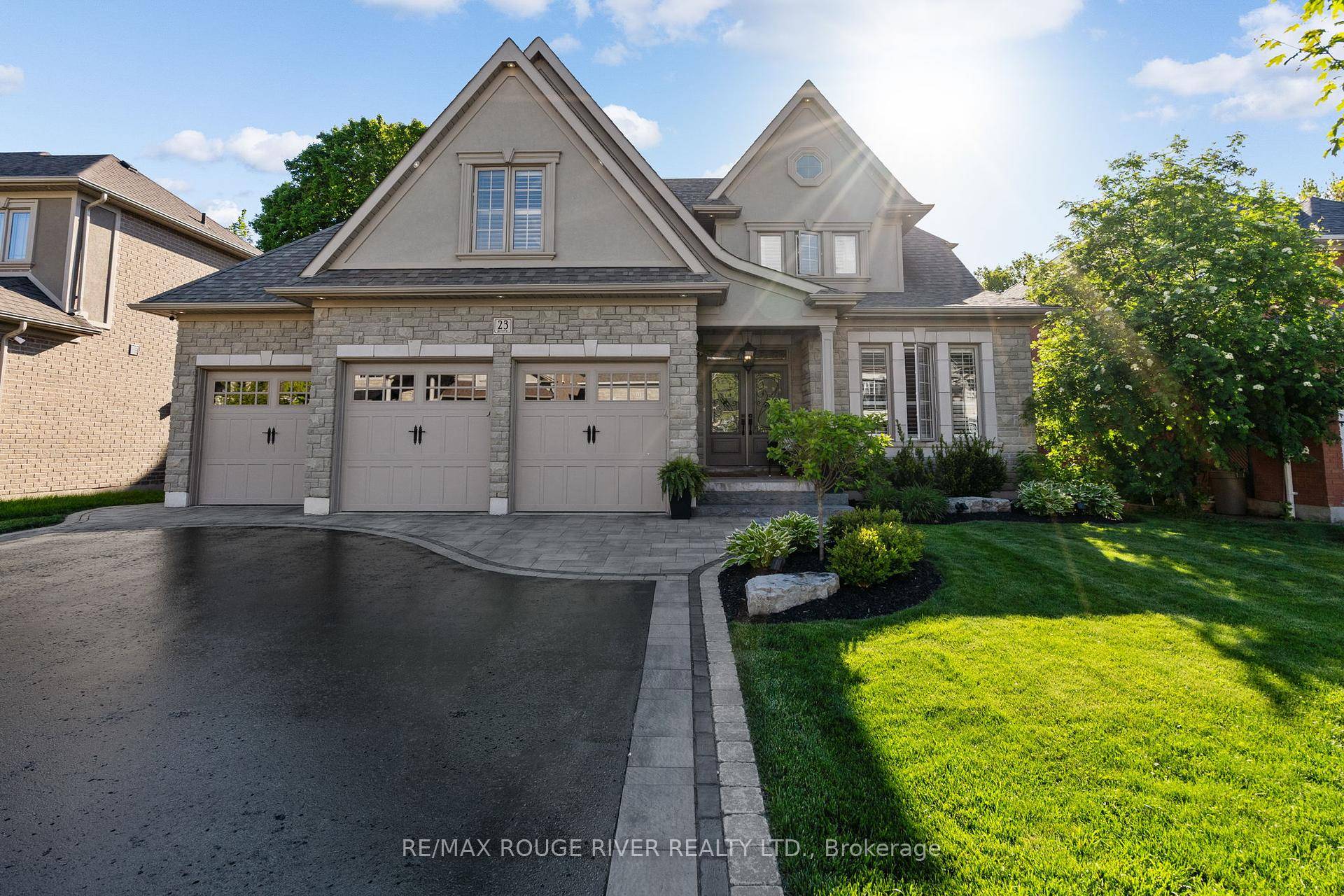 Welcome to 23 Gilchrist Court A Private Oasis on One of Whitby's Most Sought After Streets !