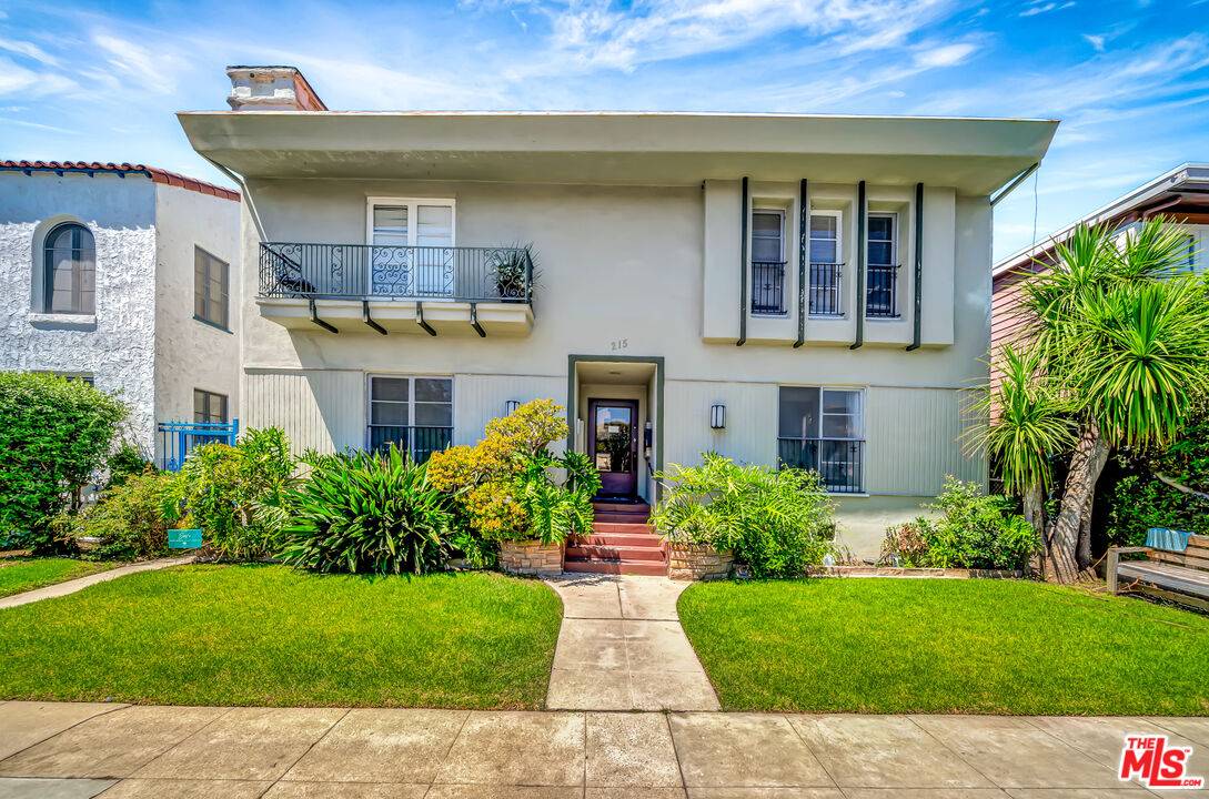 215  S Elm Dr Beverlywood LA
