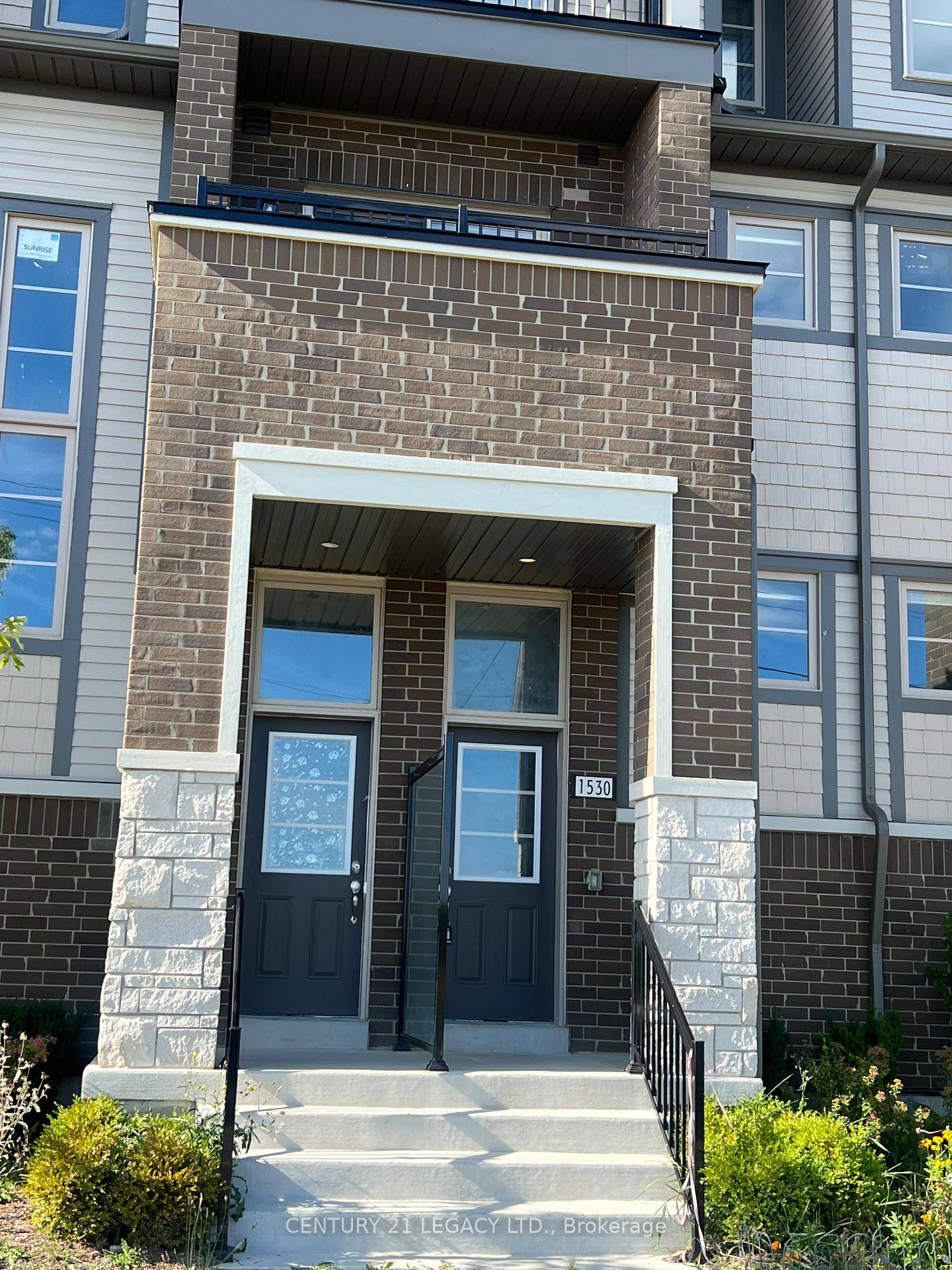 The Bluebell model condo tonwhouse by National homes is reasonably priced to sell and thishome is about 1.