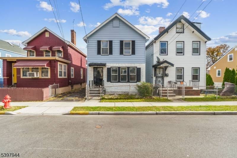 Well lit Colonial offering 3 bedrooms and 2 full baths.