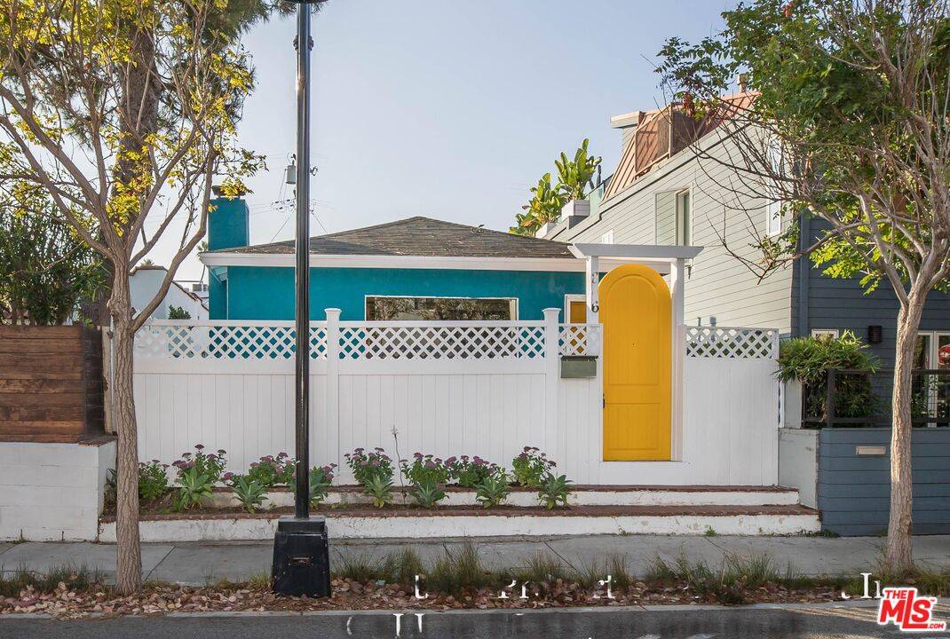 806 Navy St 2BR Santa Monica La