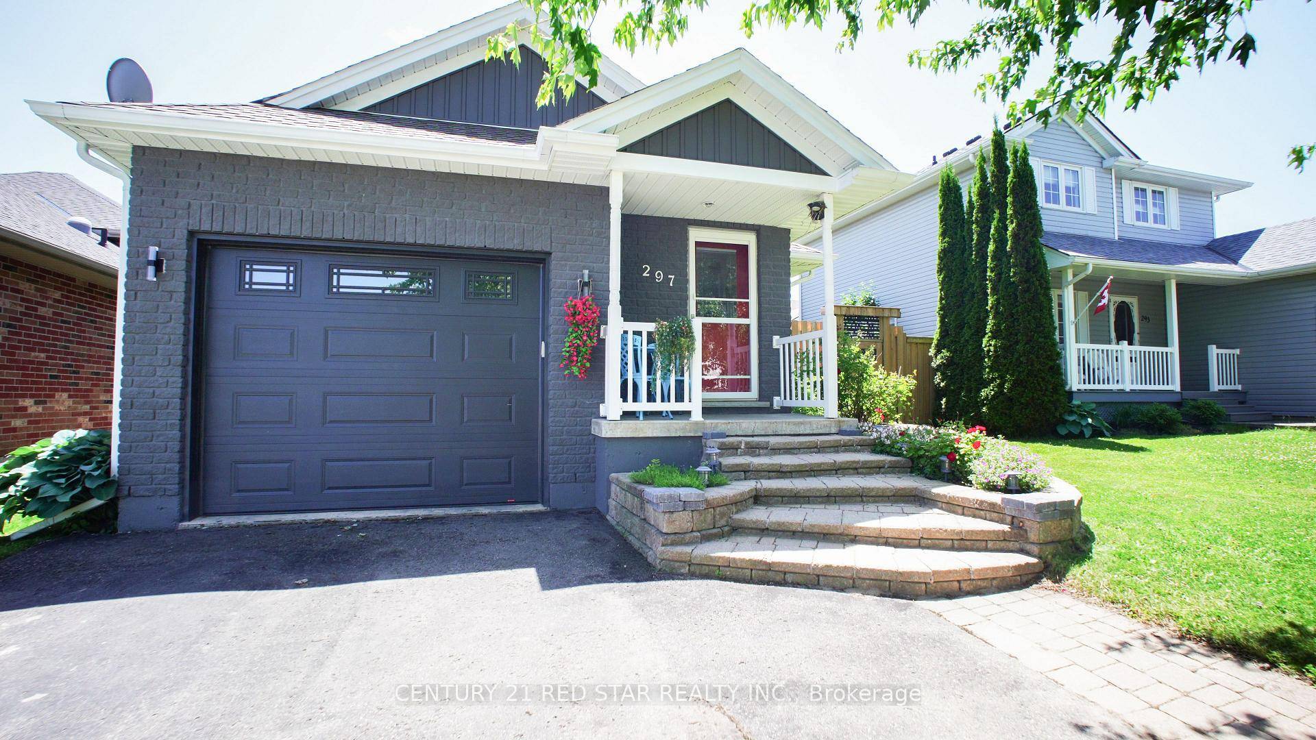 This charming 4 bedroom, 2 bathroom backsplit bungalow offers the perfect blend of comfort and functionality in a quiet, family friendly neighbourhood.