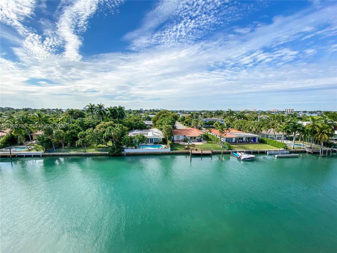 Calling all boaters ! Unique opportunity to buy a 1 bedroom 1 1 2 bathroom condo in Bay Harbor Islands that comes with a 24' PRIVATE BOAT DOCK, with no ...