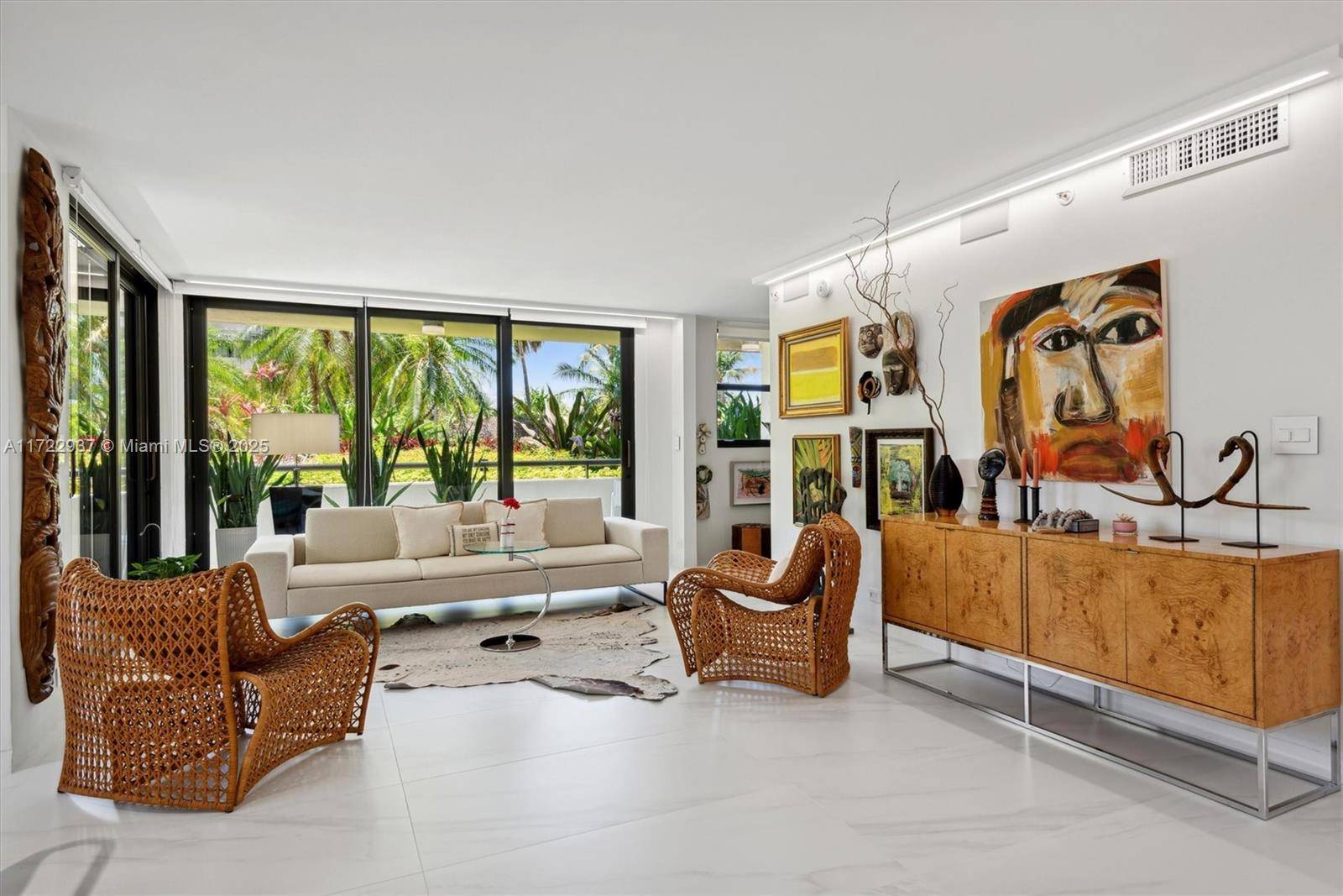 Bright amp ; spacious fully renovated 2 bd, 2 bath SE corner unit in sought after boutique building in Key Biscayne.