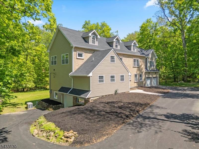 Welcome to this stunning new construction home offering approximately 4, 000 sq.