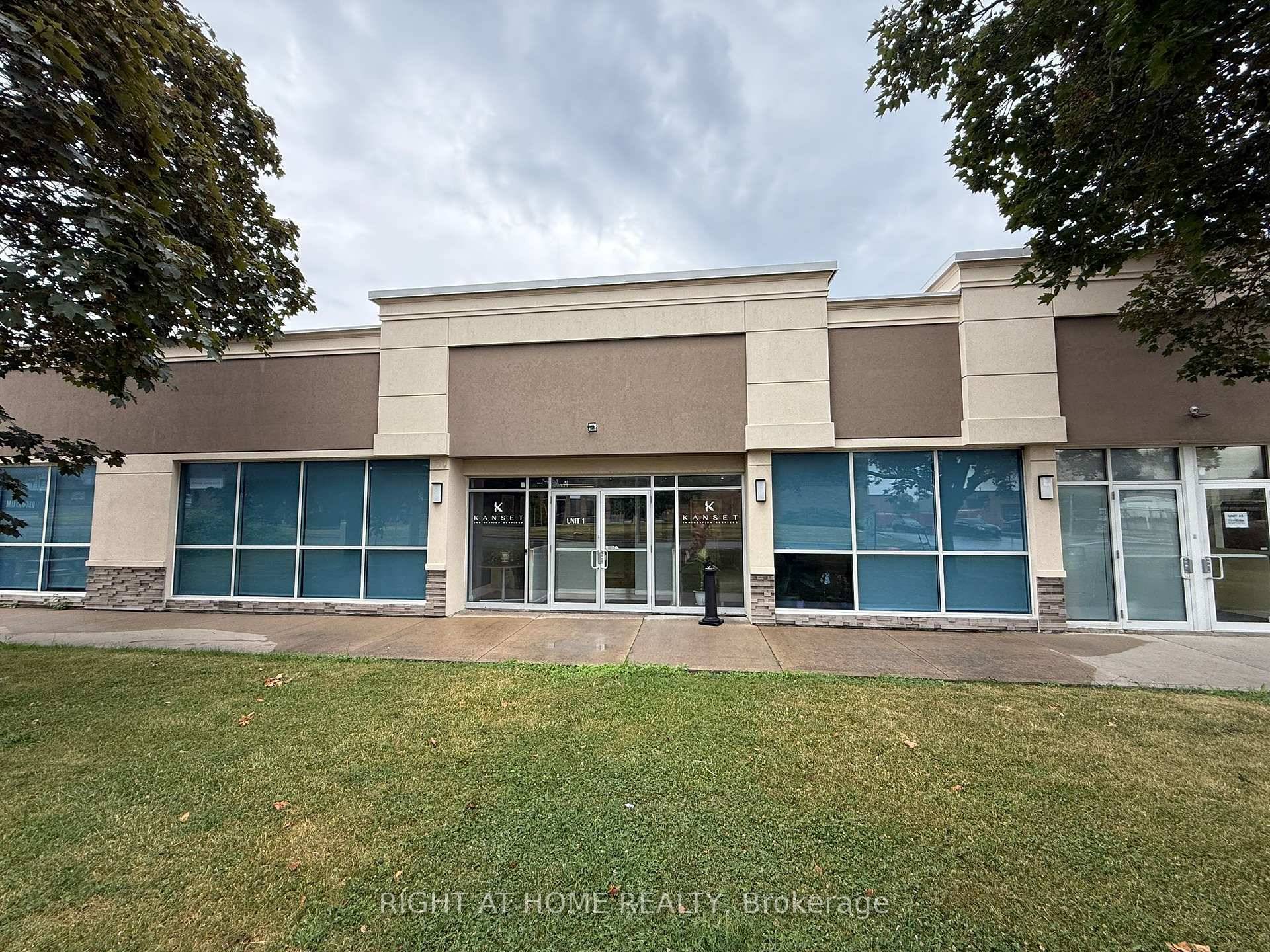 Incredible opportunity to sub lease a clean and well maintained 1, 230 sq.