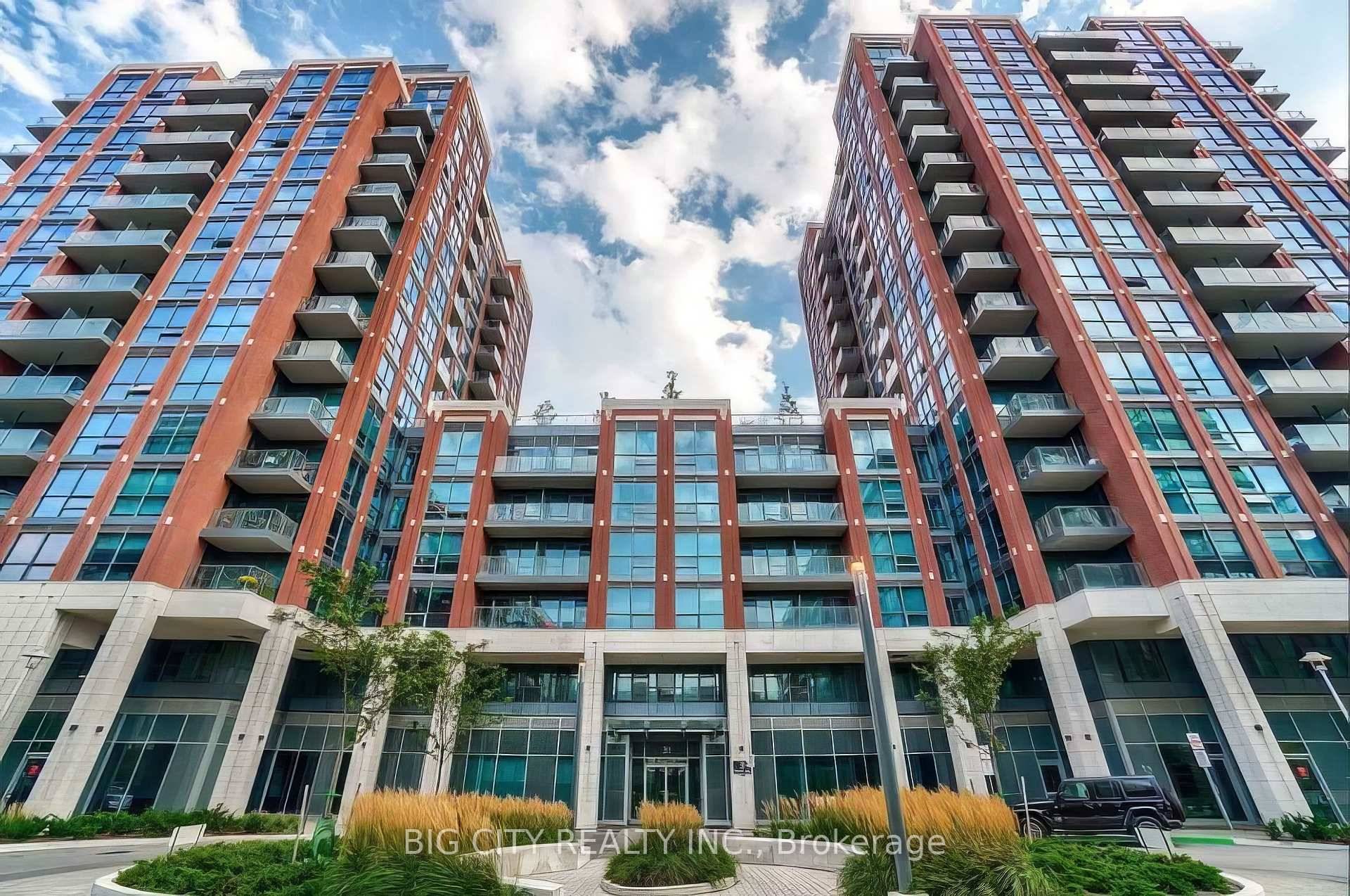 Spacious, Southeast Facing Corner Suite At Southside Condos.