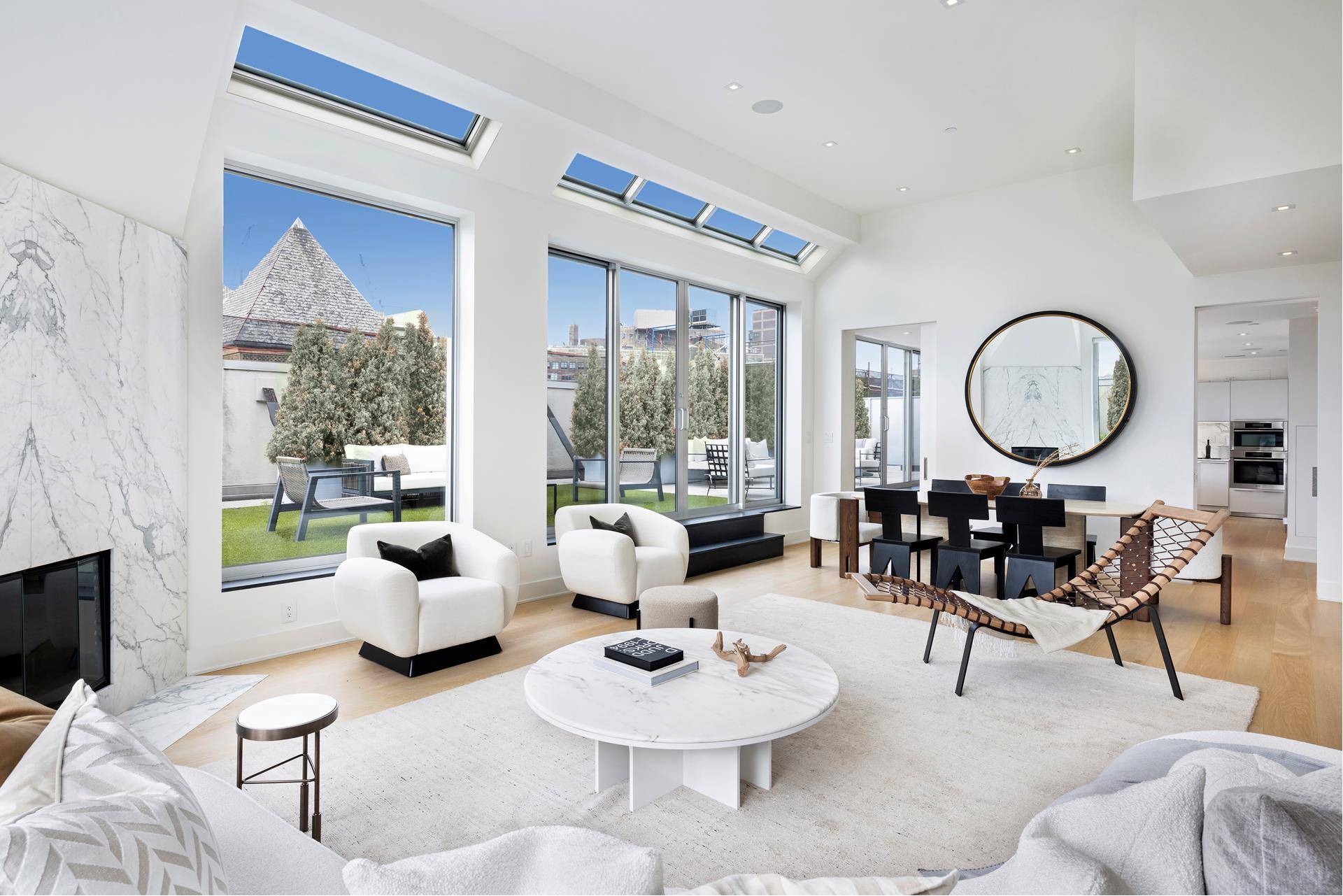 With 4, 000 square feet of interior living space plus 2, 930 square feet of sun splashed terrace, this glorious 5 bedroom, 4.