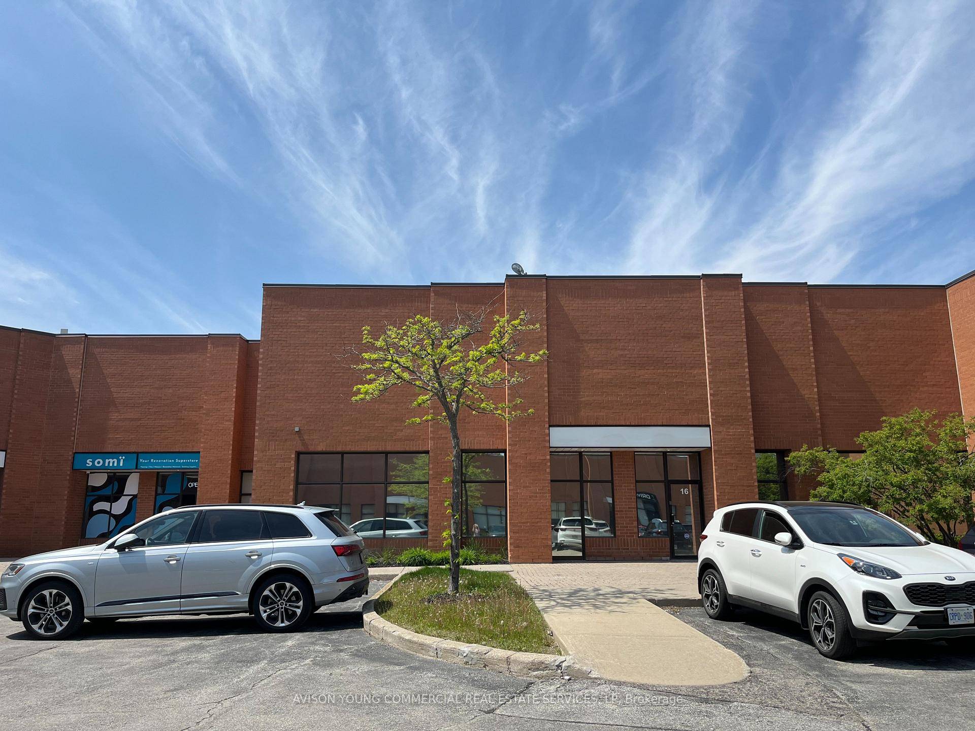 Unit located in the prestigious Western Business Park.