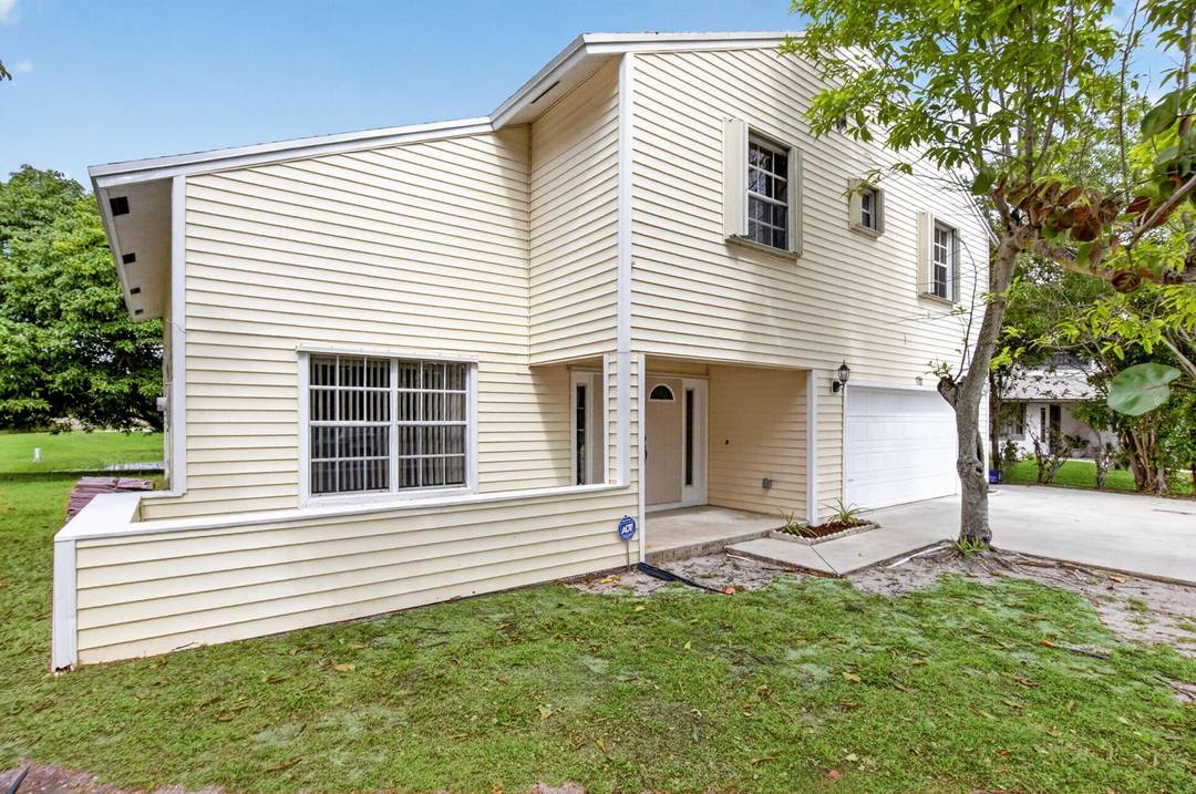 1751 Banyan Creek Dr brings character you don't see every day highlighted by dramatic vaulted ceilings and a standout loft perched above the living room that adds style and flexibility ...