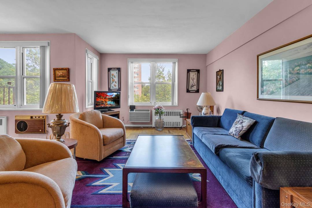 Welcome to The Manor House, a well maintained cooperative in the heart of Riverdale.