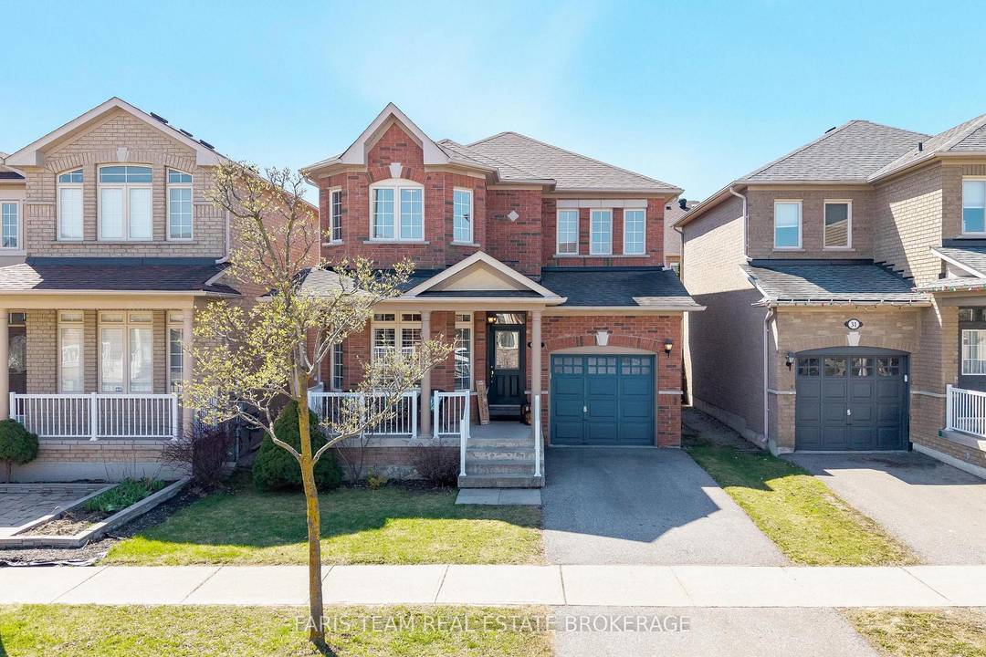 Top 5 Reasons You Will Love This Home 1 Exceptional location offering effortless commuting with Highway 400 just 2 minutes away, a 15 minute drive to the Rutherford GO station, ...