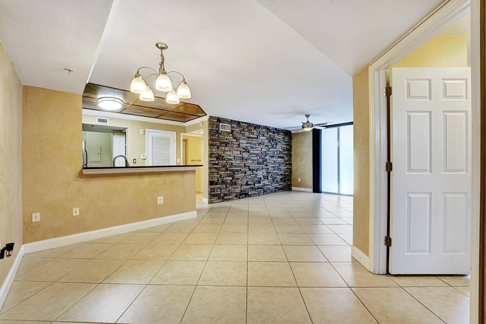Welcome to the Murano at Delray Beach.