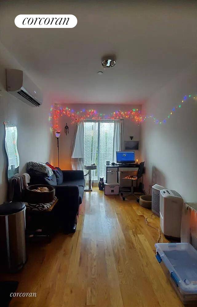 Welcome to 342 53rd Street a 612 sq ft one bedroom, one bathroom condo located in vibrant Sunset Park, Brooklyn.
