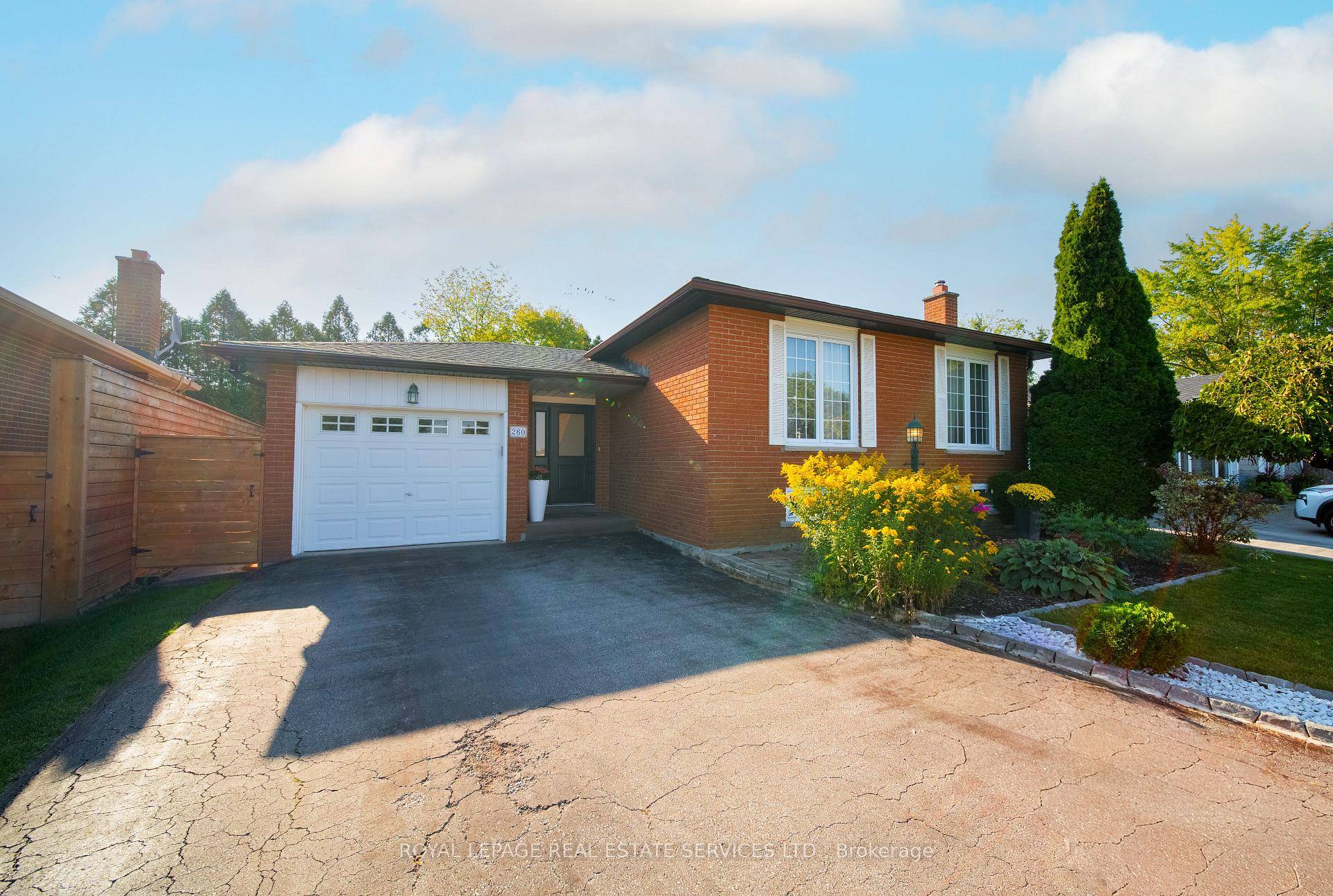 Just Right in Every Way The Ideal Family Home.