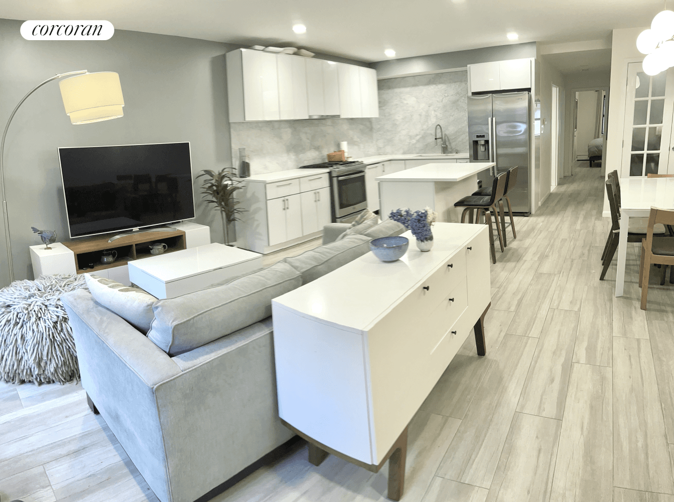 RARE find in Manhattan renovated 2 bedroom with PRIVATE BACKYARD, in a well maintained townhouse on a beautiful tree lined block.