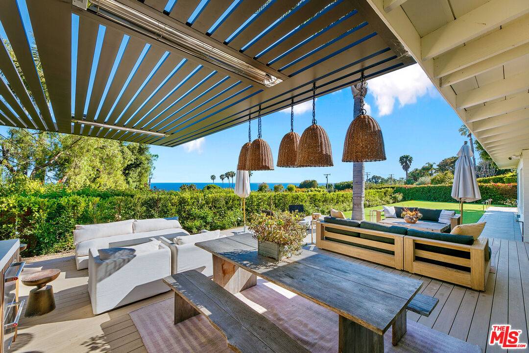 26887  Sea Vista Dr 3BR Malibu La