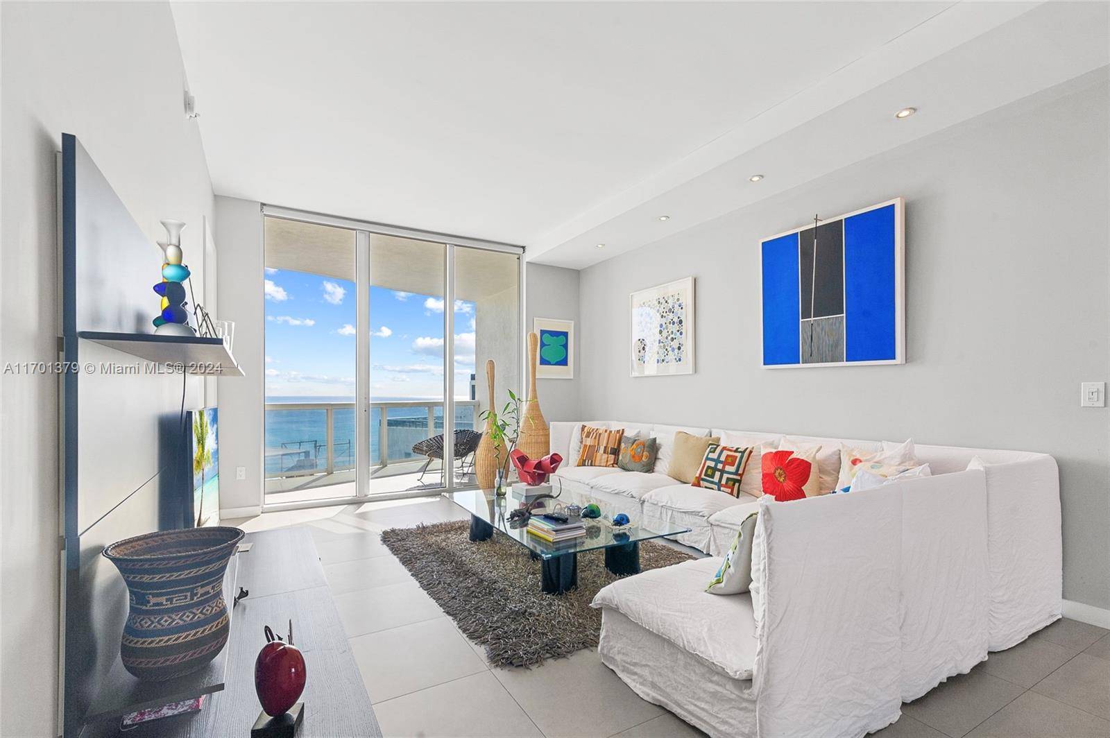 Exquisite Oceanfront Condo at Trump Tower I This stunning 3 bedroom, 3.