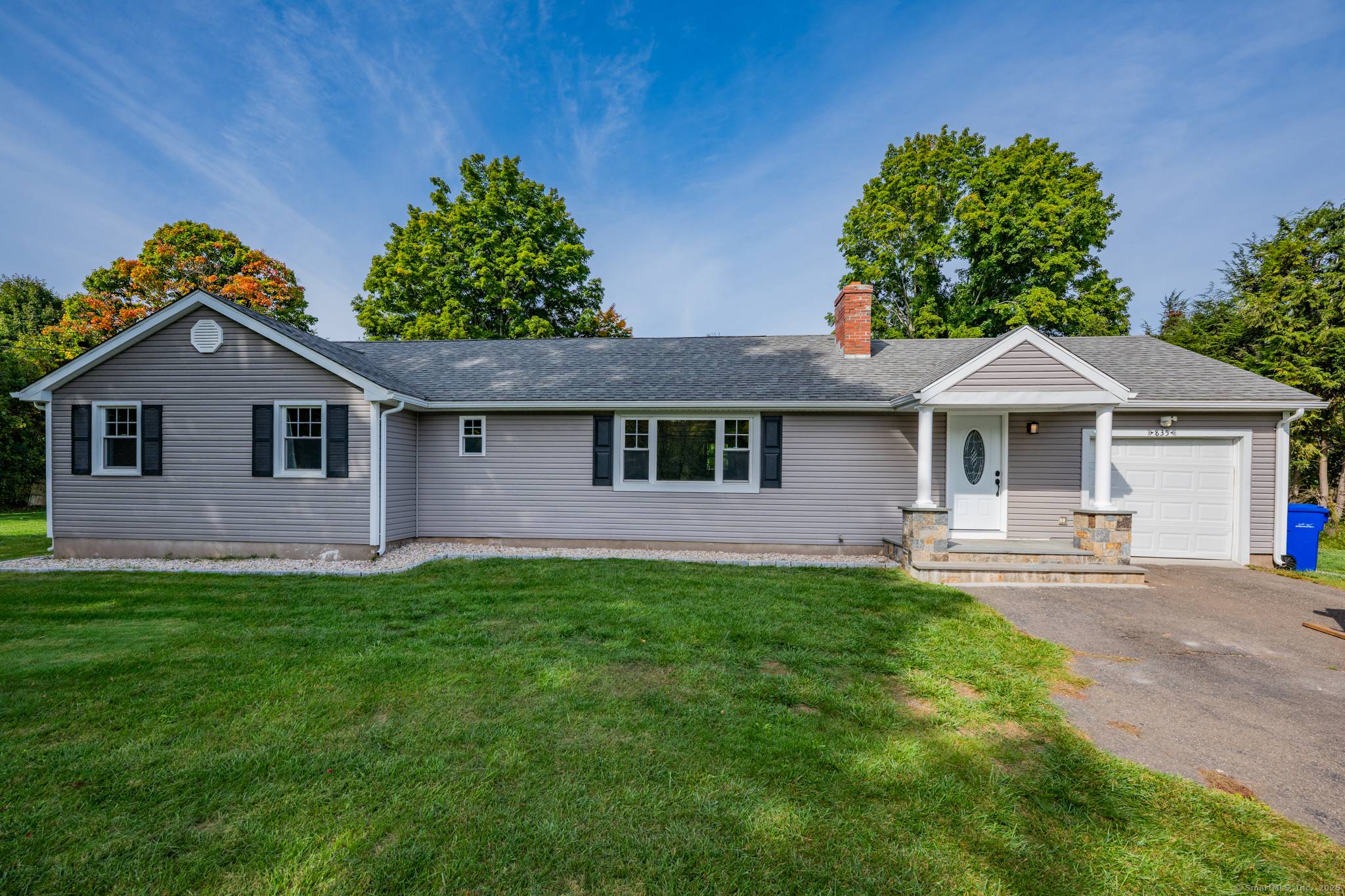 Convenient one level living with this spacious 3 bed, 2.