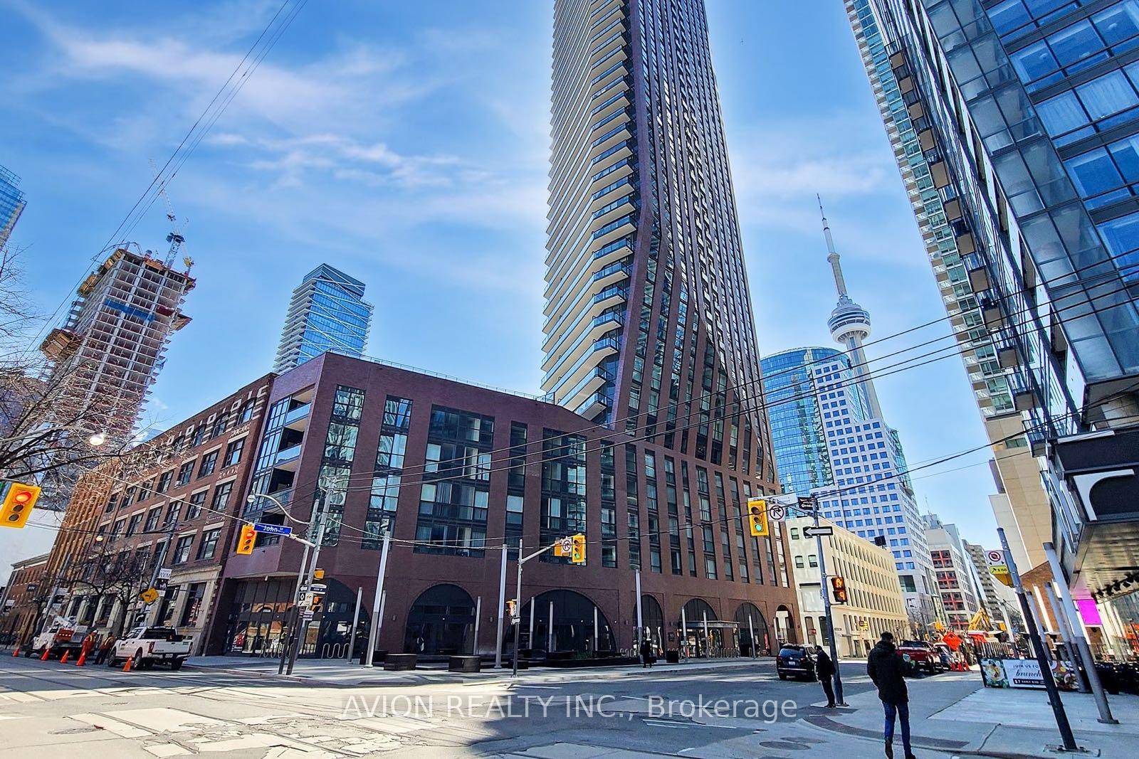 PJ Condo Located In The Heart Of Entertainment District.