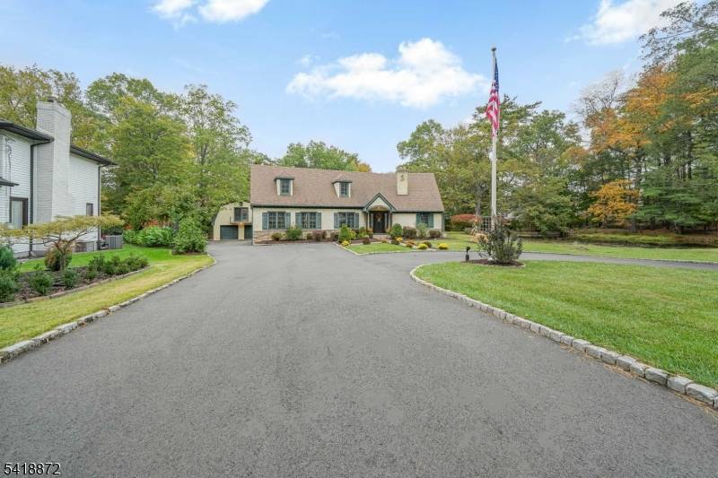 Stunning 4, 200 sq ft custom home set on 1.