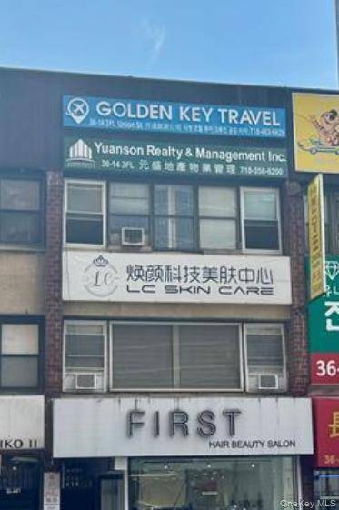 Located in one of Flushing s most desirable areas, this legally configured 5 unit property generates steady income and is supported by long term, dependable tenants.
