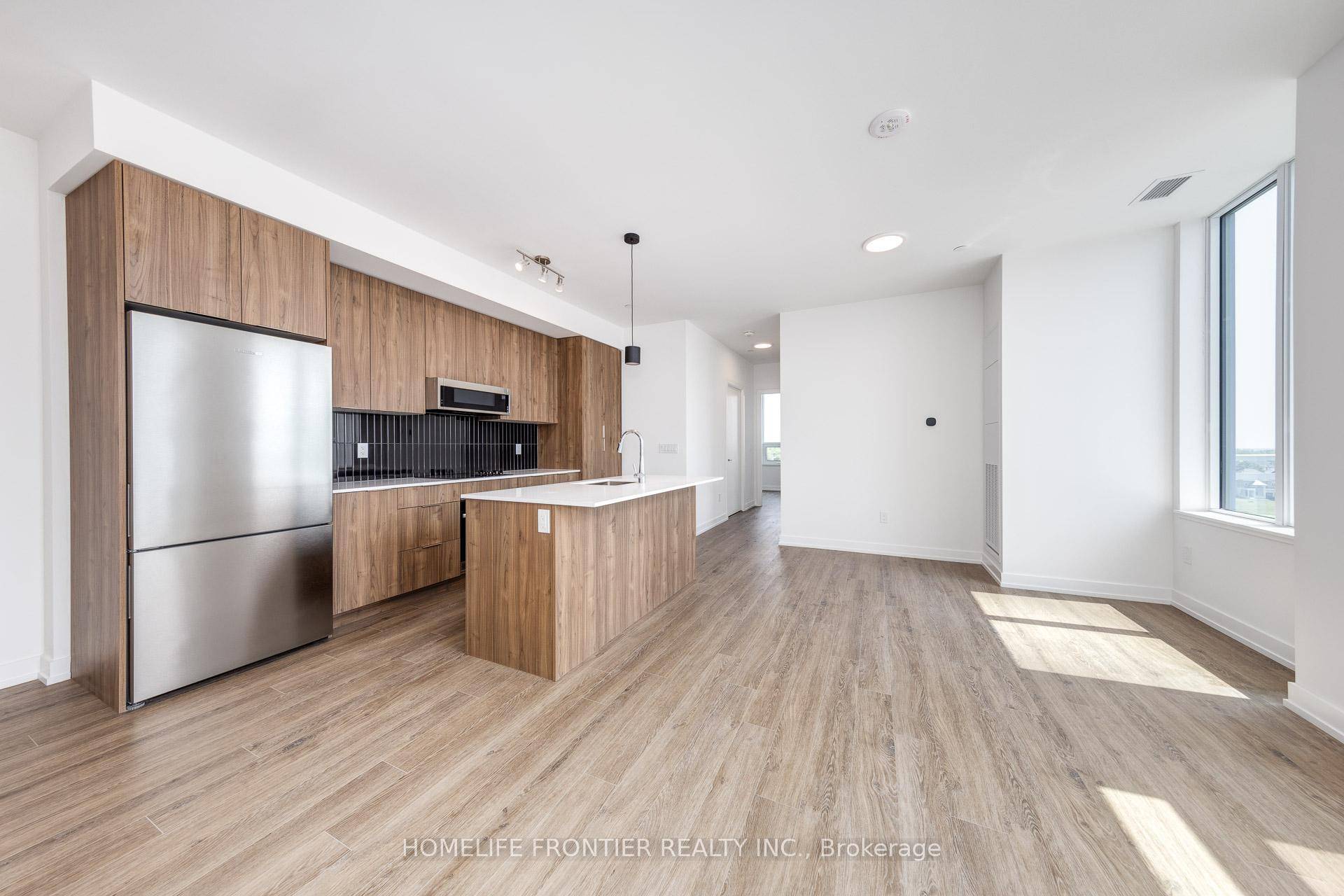 Welcome to Elevated Living in Oakville !