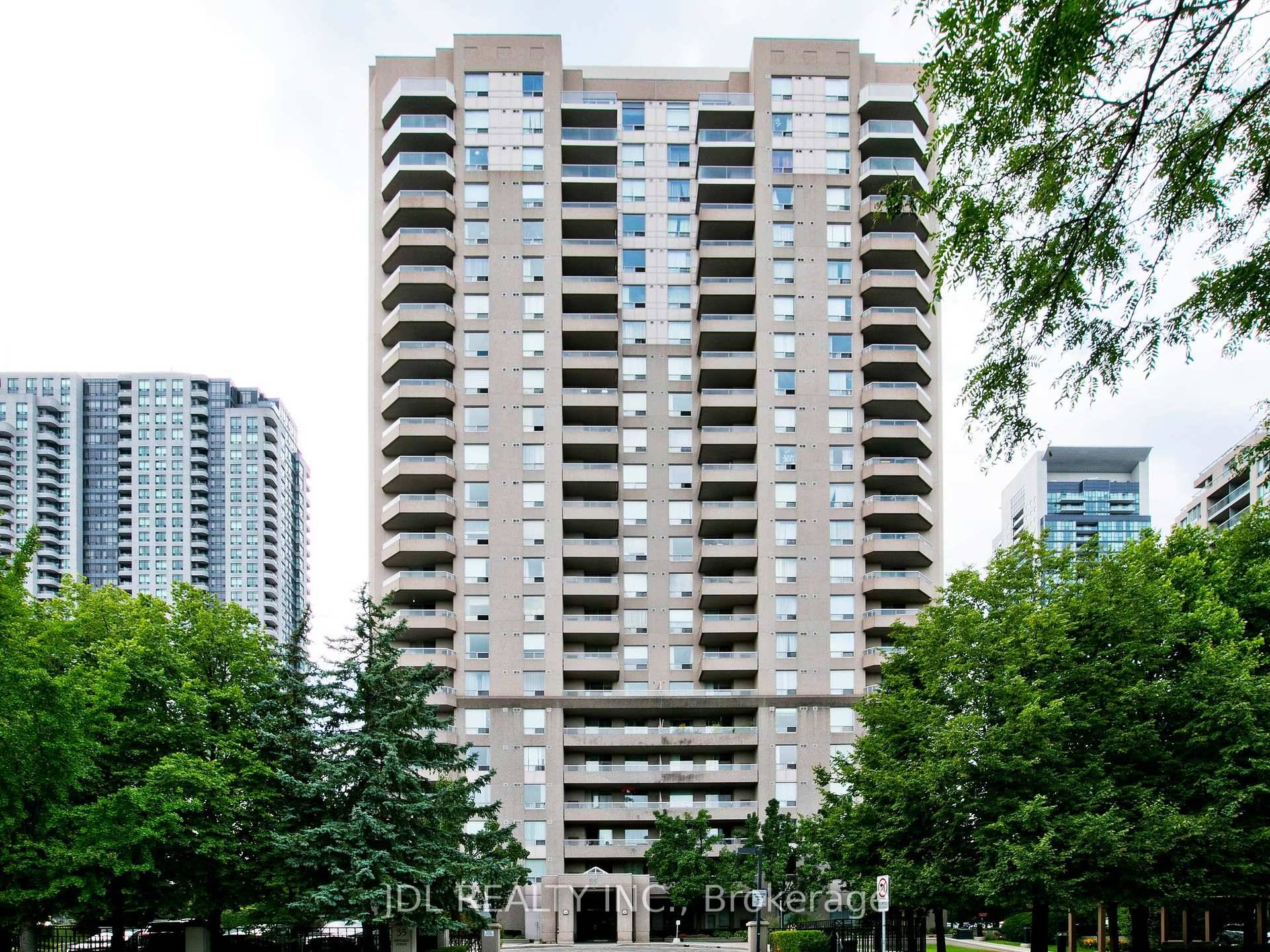 DIRECT SUBWAY Access New Renovated over 800 sqft Condo Unit Located In The Heart of North York Center, Directly to Subway station.