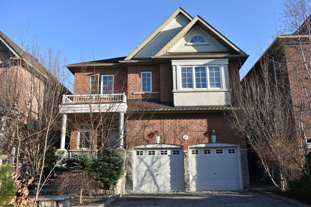 Luxury 4 Bedroom Home In Prestigious Thornhill Woods Neighborhood.