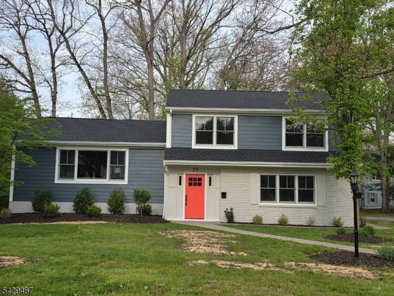 Completely gut renovated 4 bed, 3 full bath home in the highly desirable Collins section.