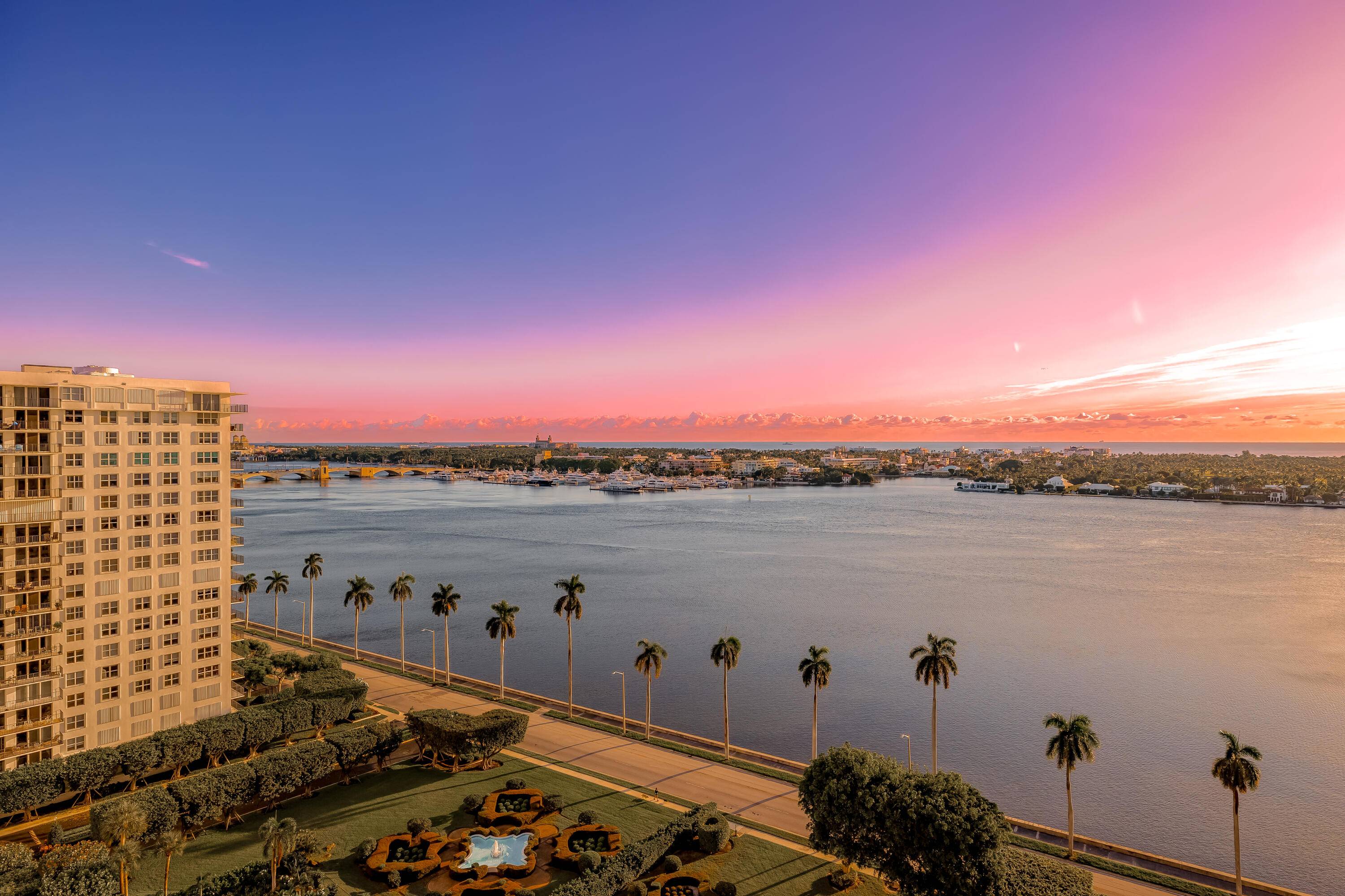 As the sun ascends over Palm Beach, welcome the day and awaken to panoramic ocean and intracoastal views.
