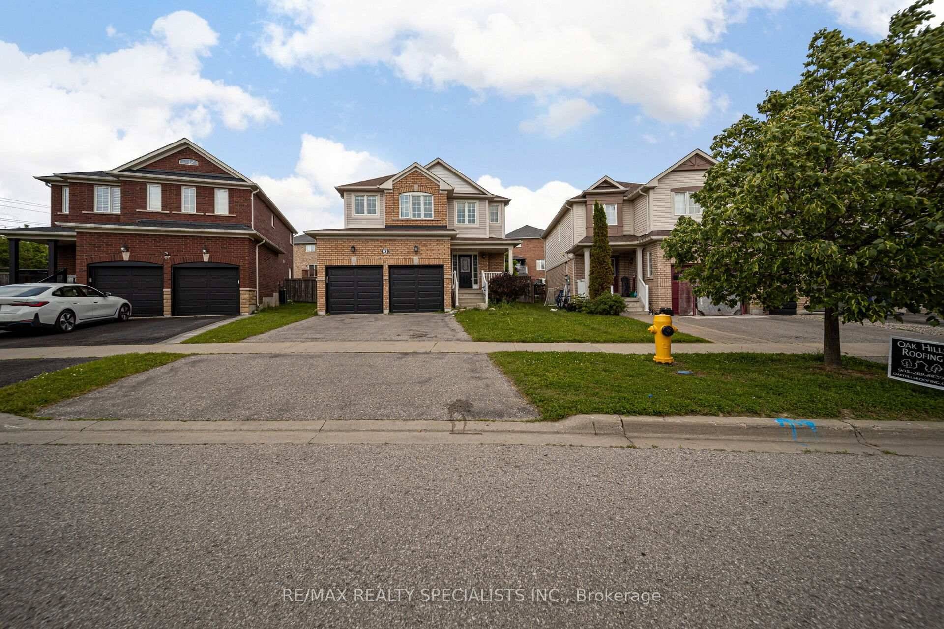 A Must See ! ! Beautifully Renovated 4 Bed Double Garage Detached Home !