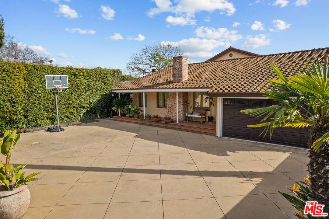 12510  W Sunset Blvd 4BR Brentwood La